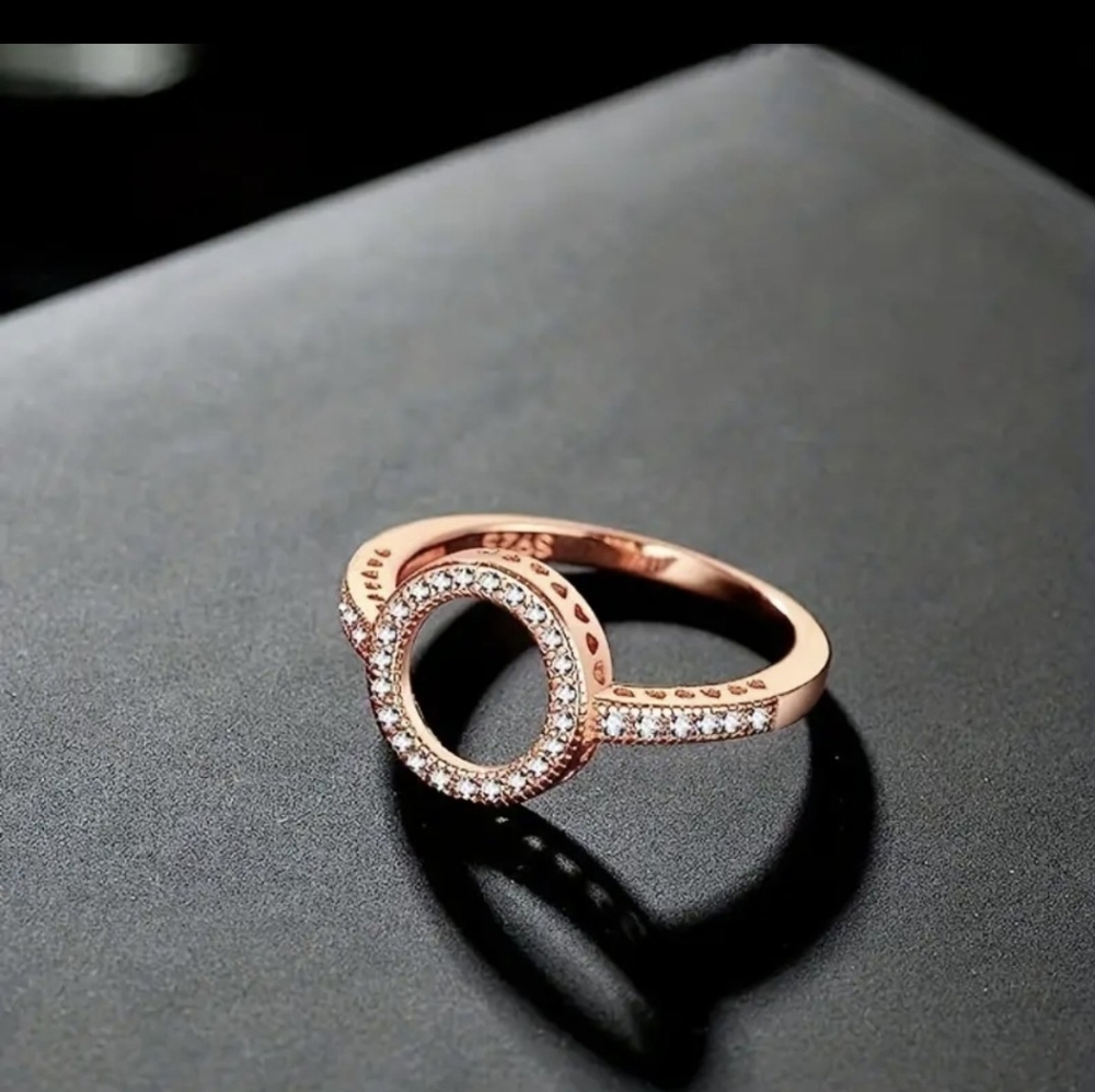 Rose Gold - Picture 2 of 4